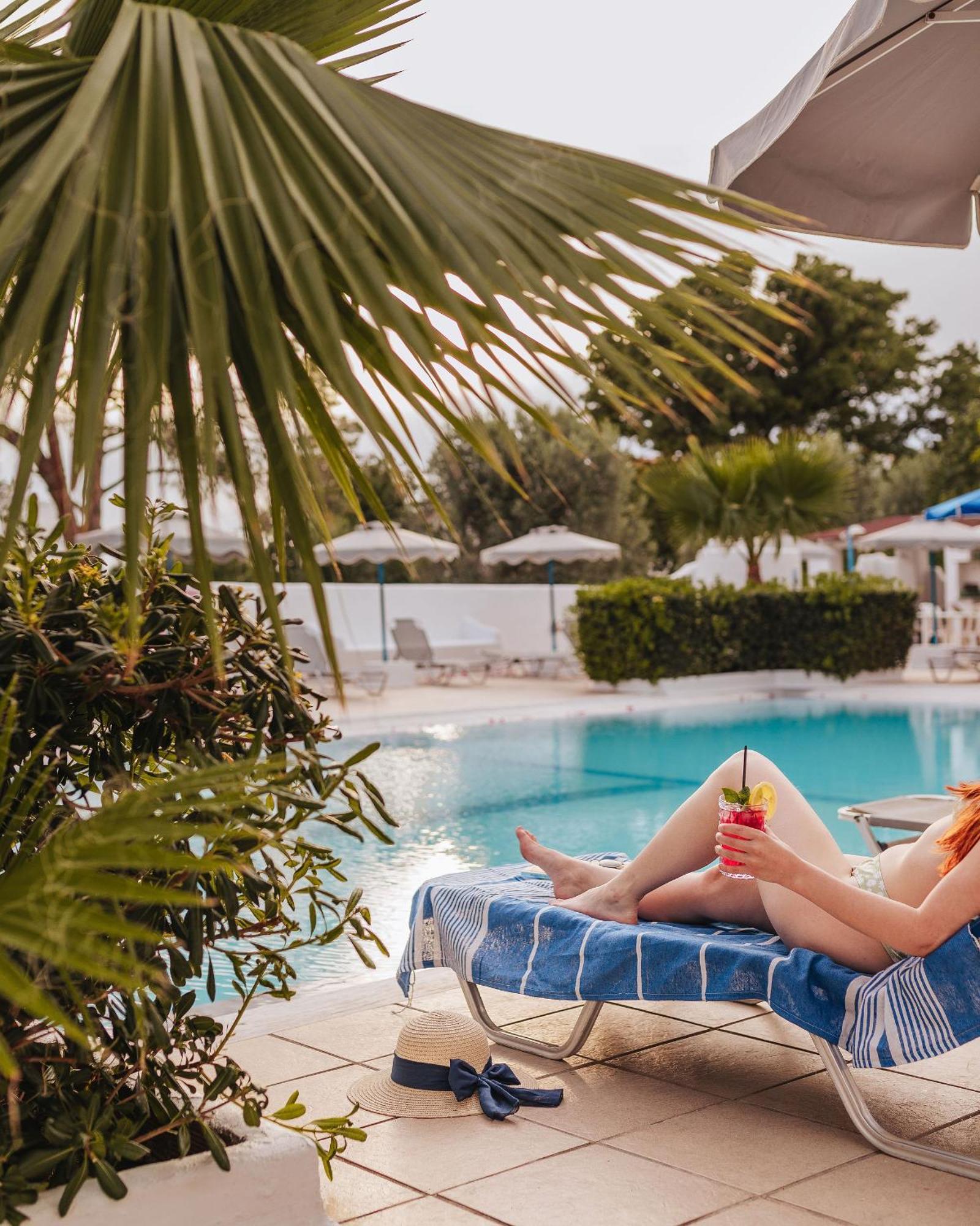 איקסיה Hotel Nathalie מראה חיצוני תמונה